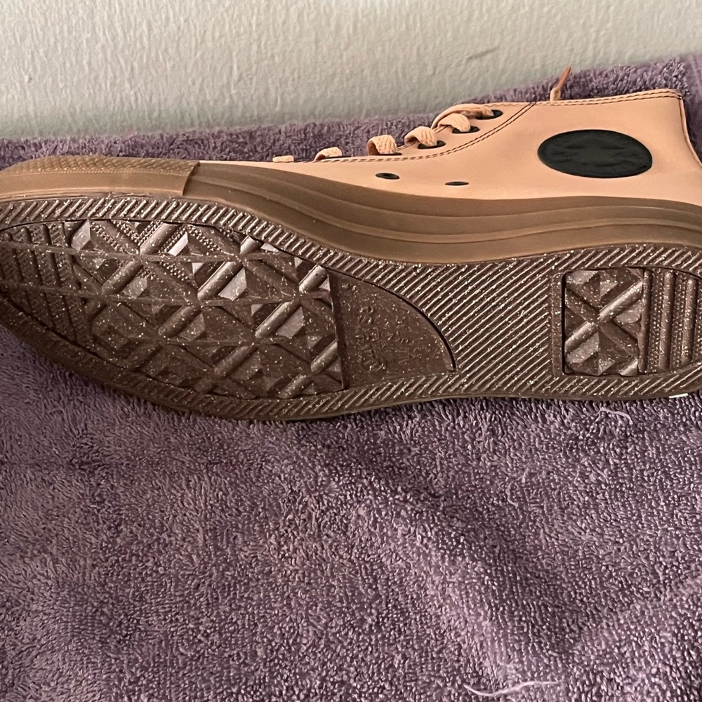 Customized All Star Converse with Jeffrey embroidered on the back. - Picture 3 of 5
